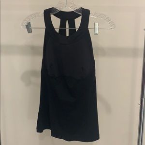 Lululemon workout top